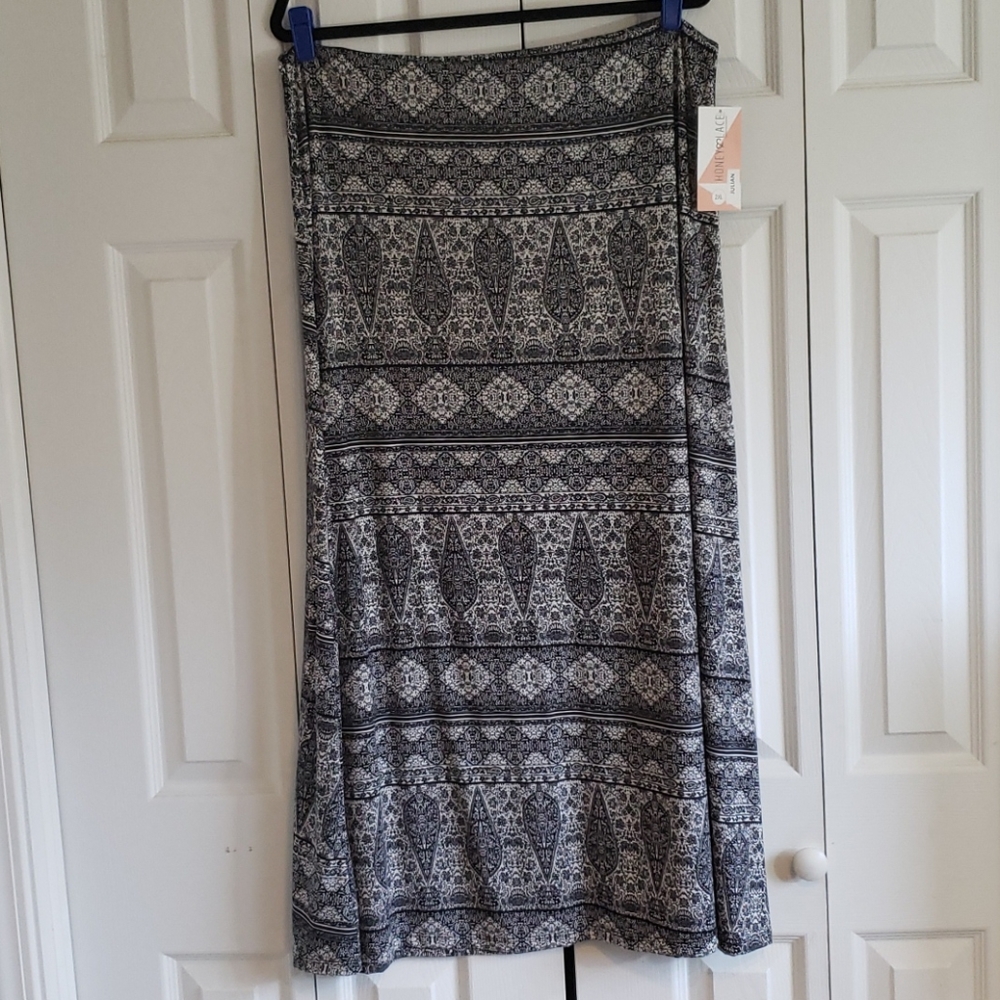 Honey and Lace Maxi Skirt 2XL NWT